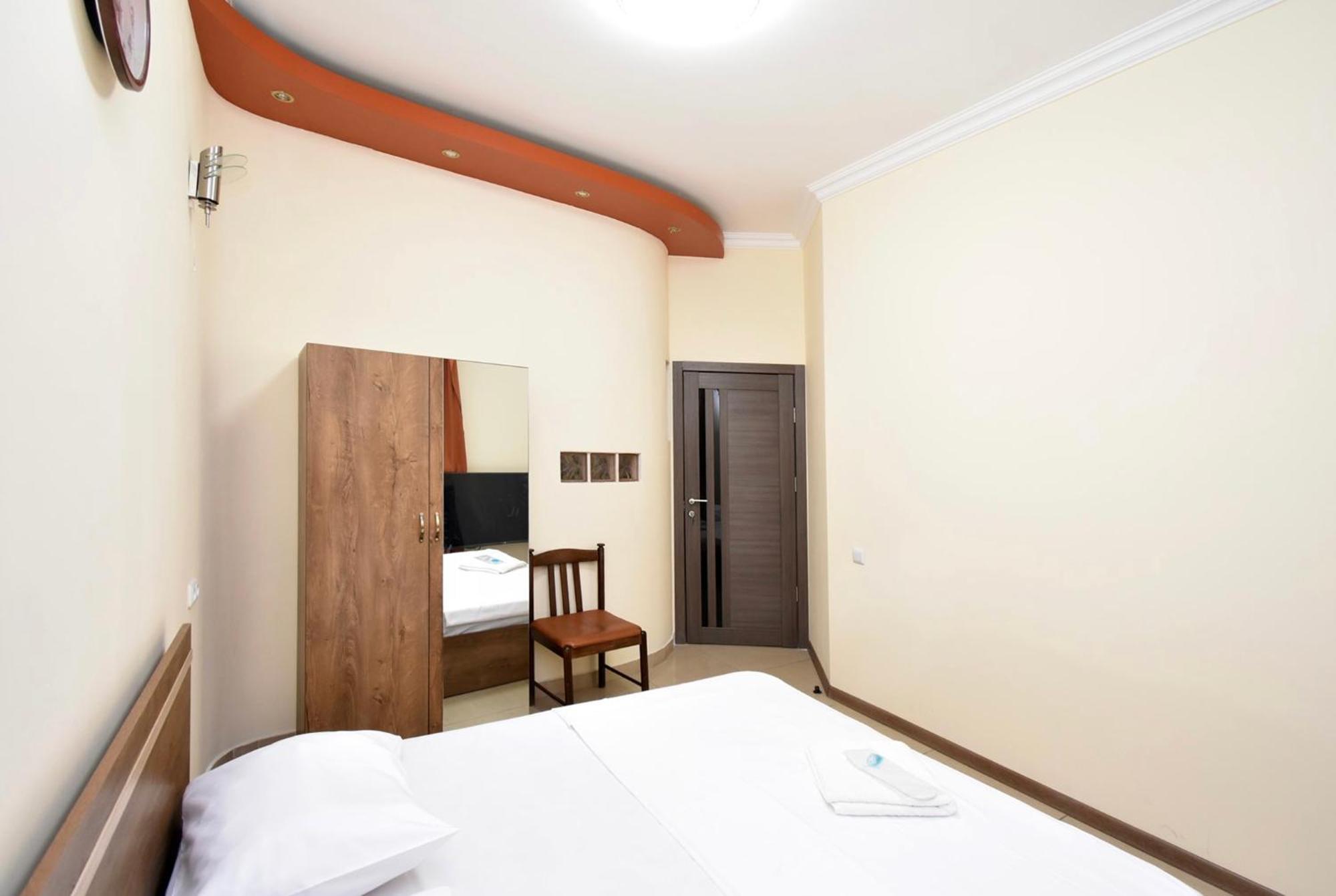 Hotel Costa Jerevan Exteriör bild