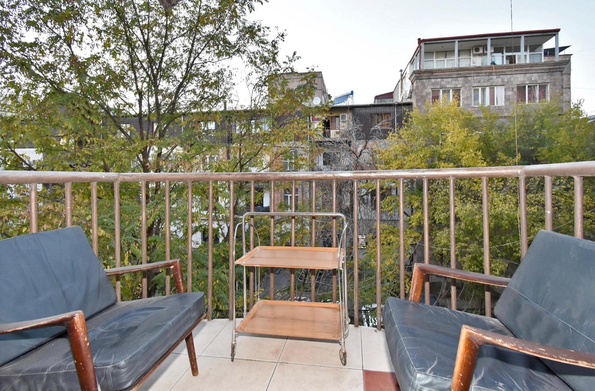 Hotel Costa Jerevan Exteriör bild